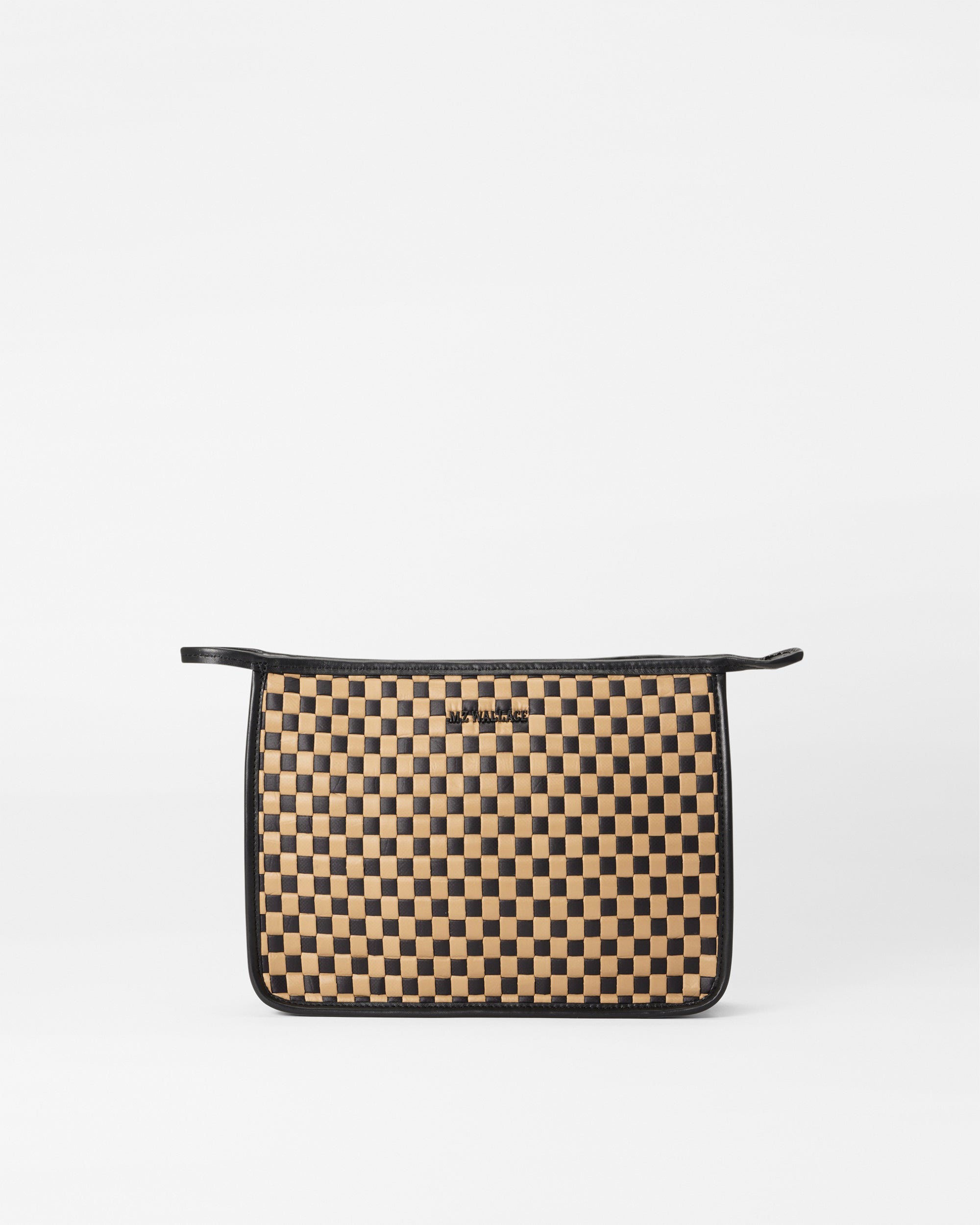 Woven clutch clearance