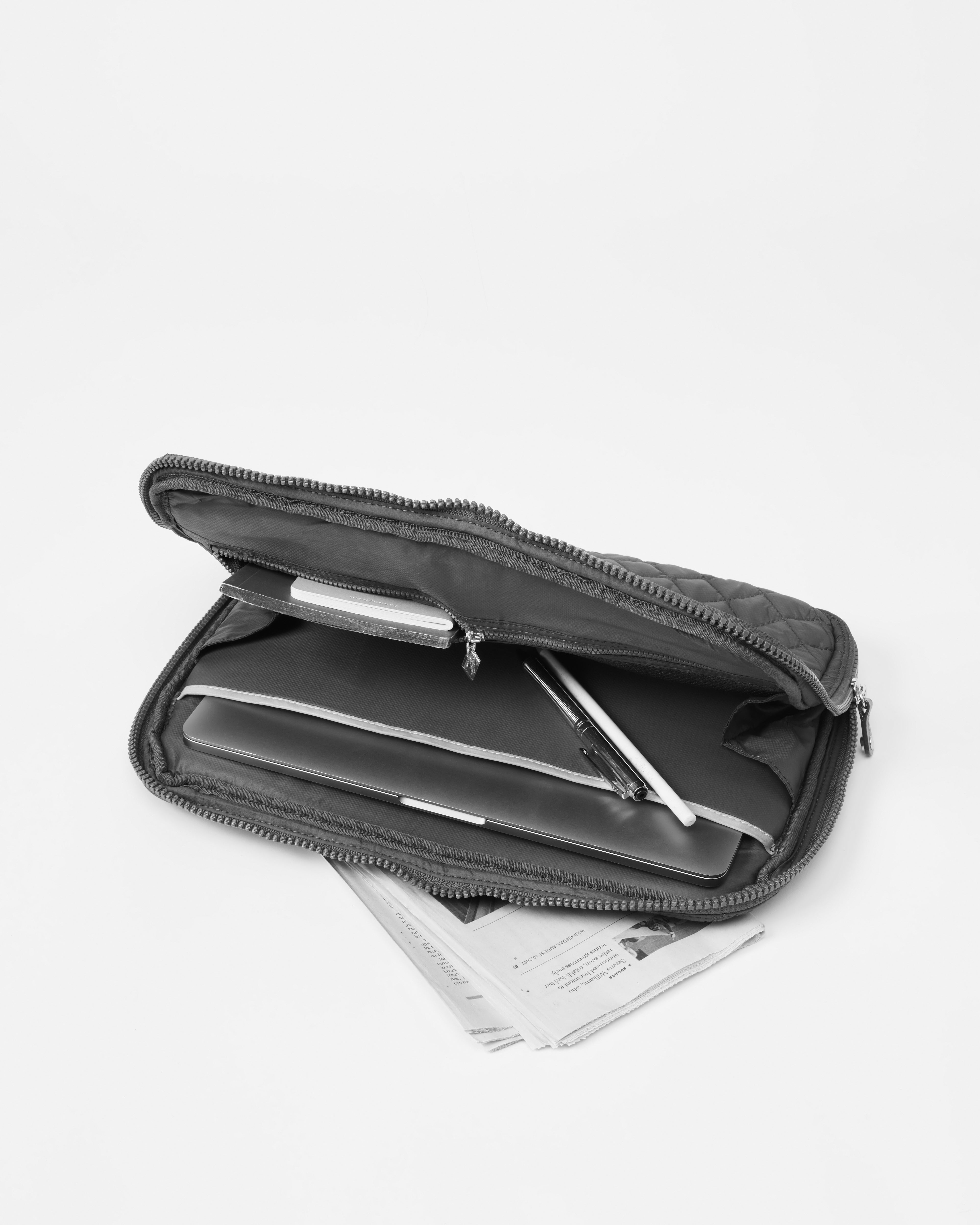 Mz cheap wallace organizer