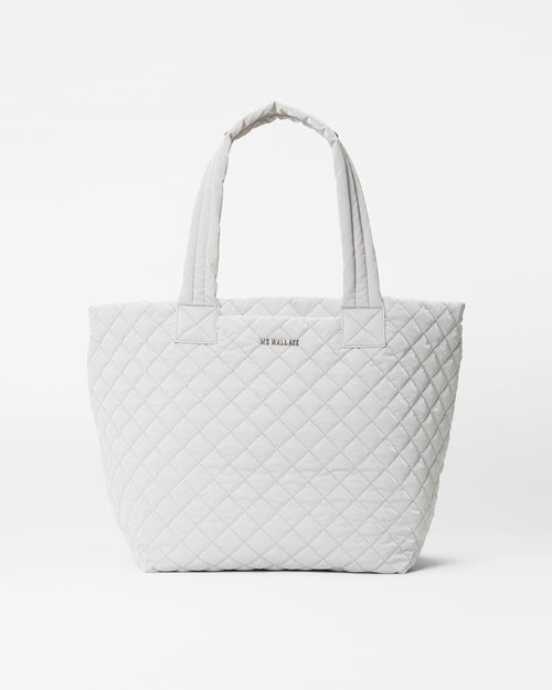 Medium Metro Tote Deluxe-Pebble Liquid