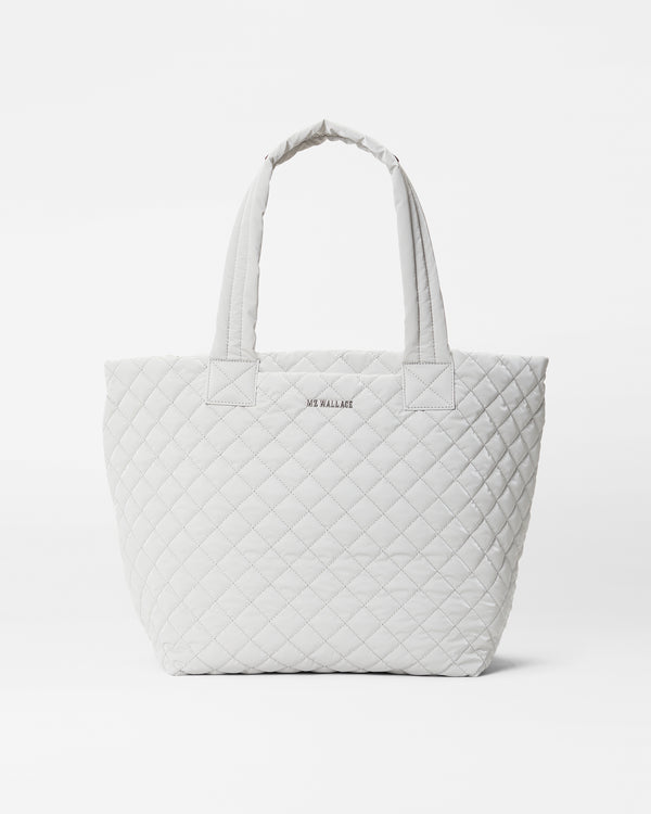 Pebble Liquid Medium Metro Tote Deluxe