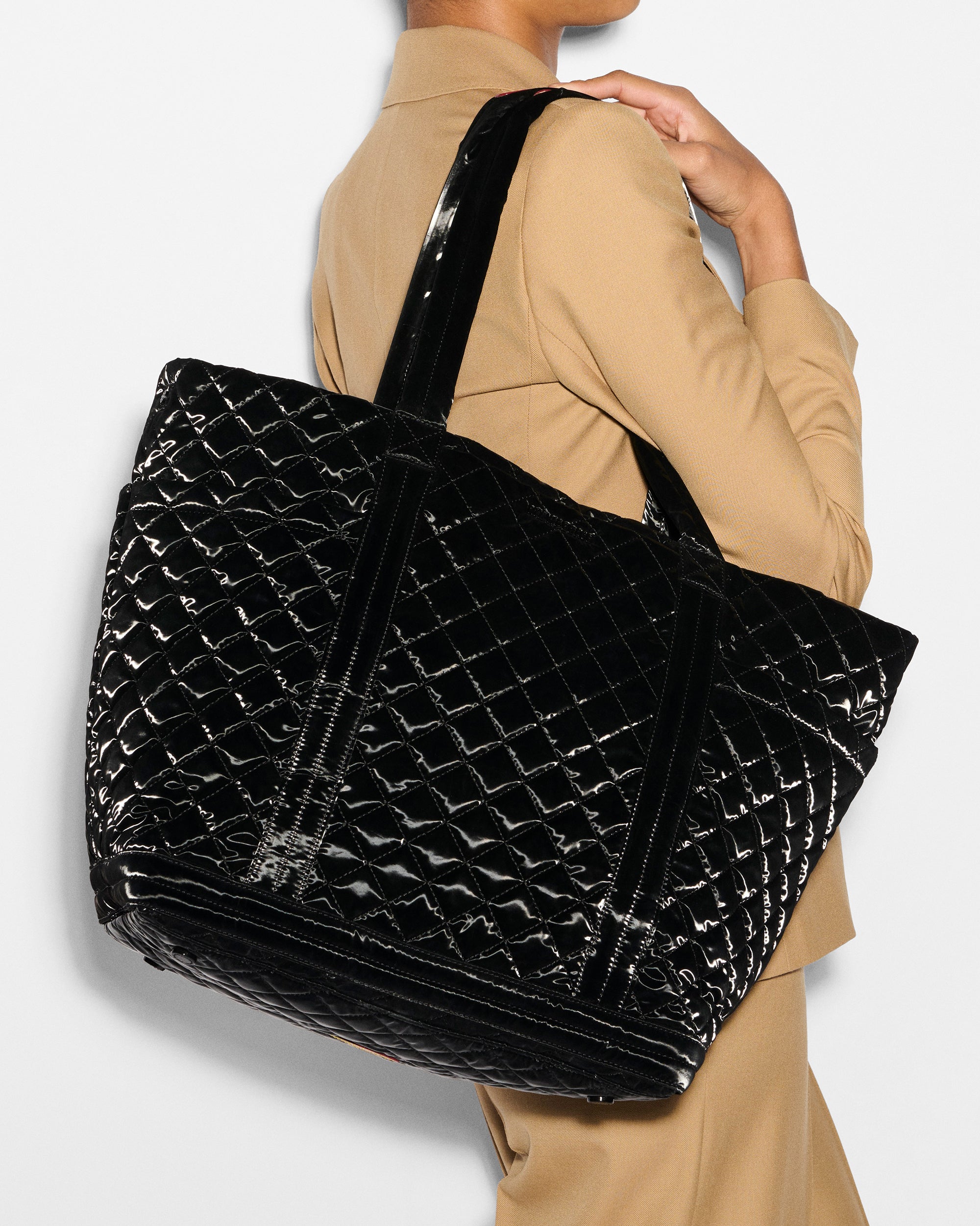 Black Liquid Large Empire Tote