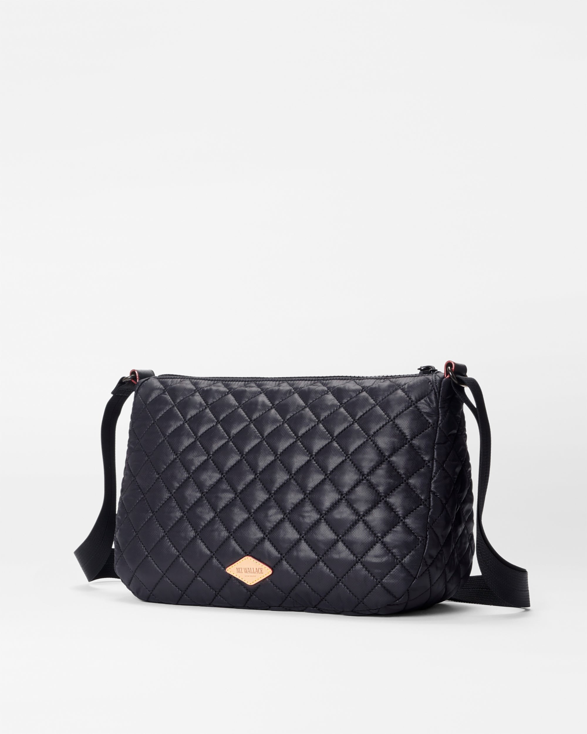 Black Medium Metro Roxy